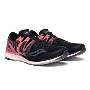 Saucony ISO Liberty running shoes